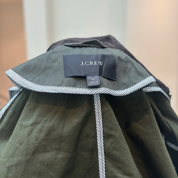 J. Crew New Cropped Barn Jacket in Olive Green - Picture 8 of 9